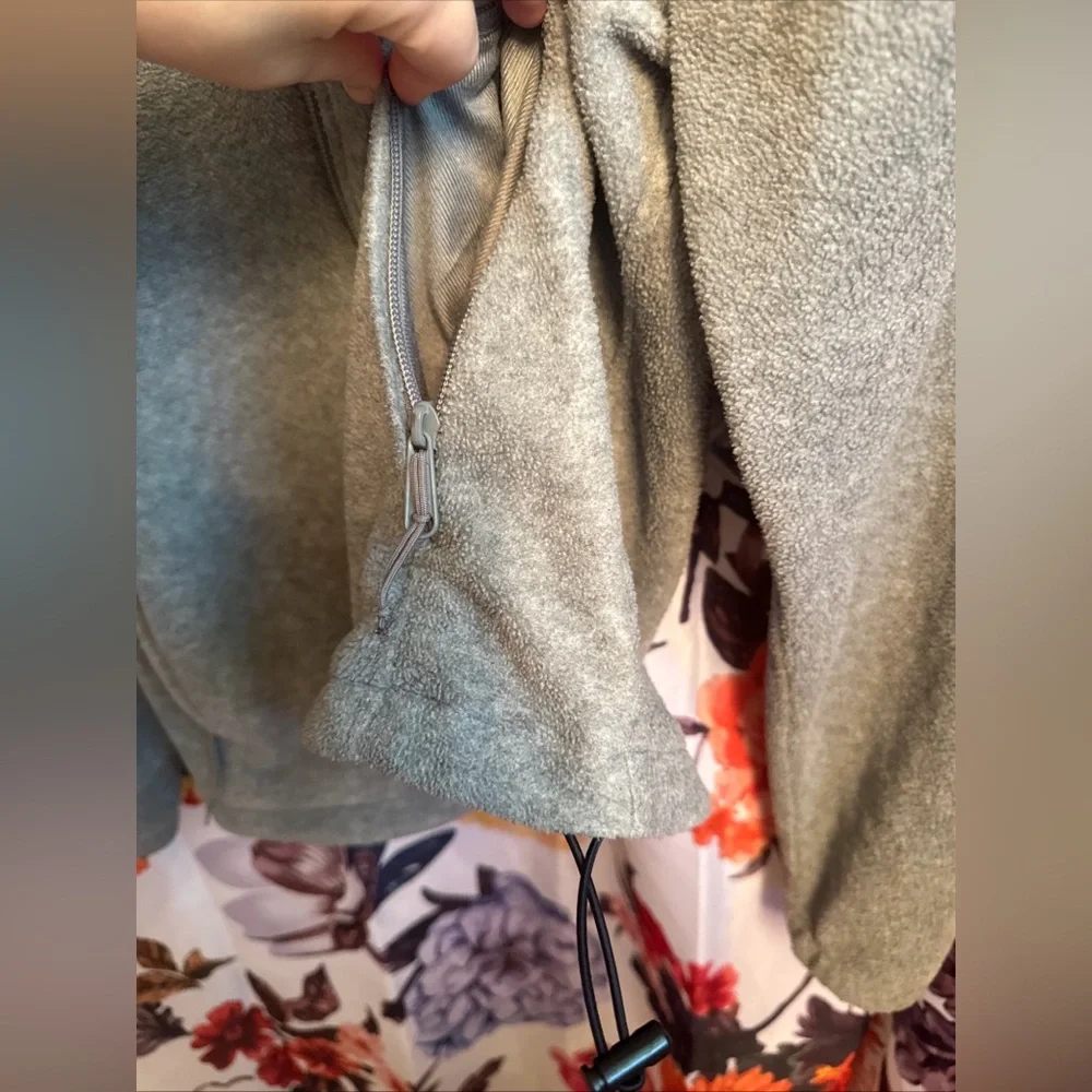 Columbia Gray Full Zip Women’s Fleece Jacket - Picture 5 of 8